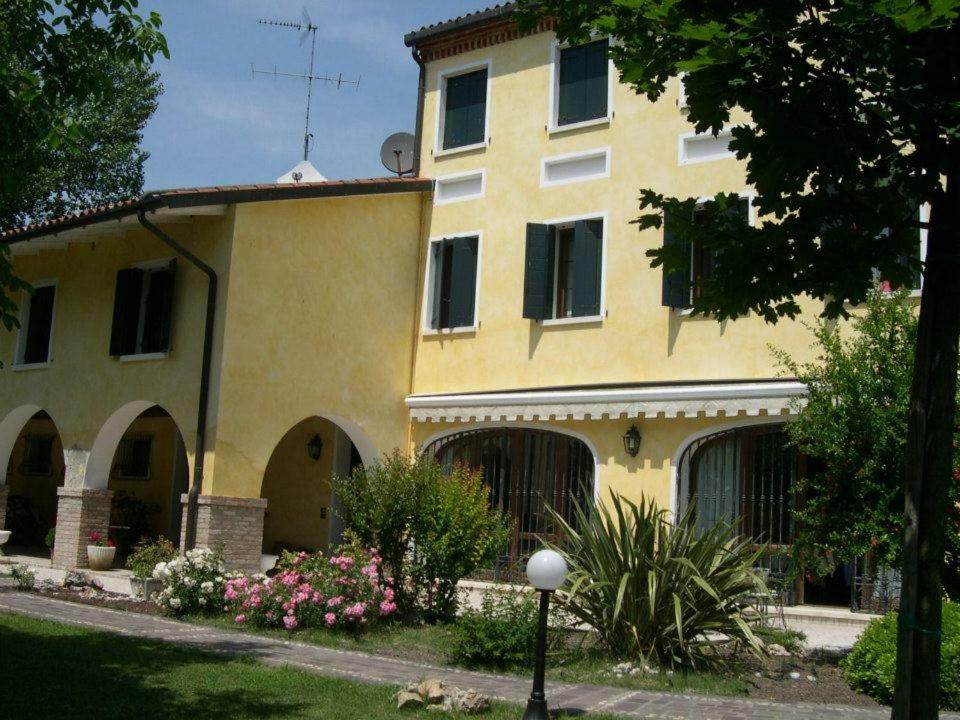 Ca L'Oasi Bed and Breakfast San Donà di Piave Exterior foto
